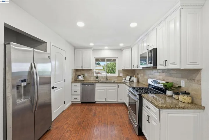 1401 Monterey Dr, Antioch, California 94509