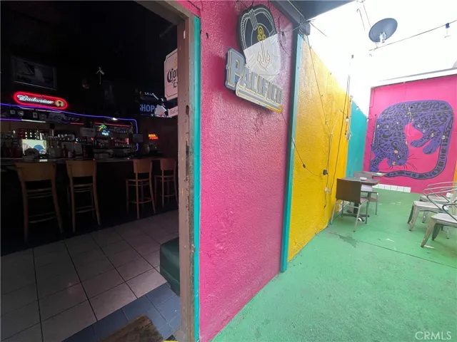8554 Washington, Culver City, California 90232