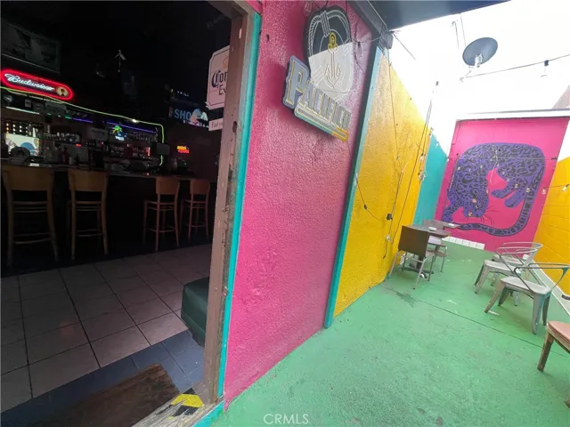 8554 Washington, Culver City, California 90232