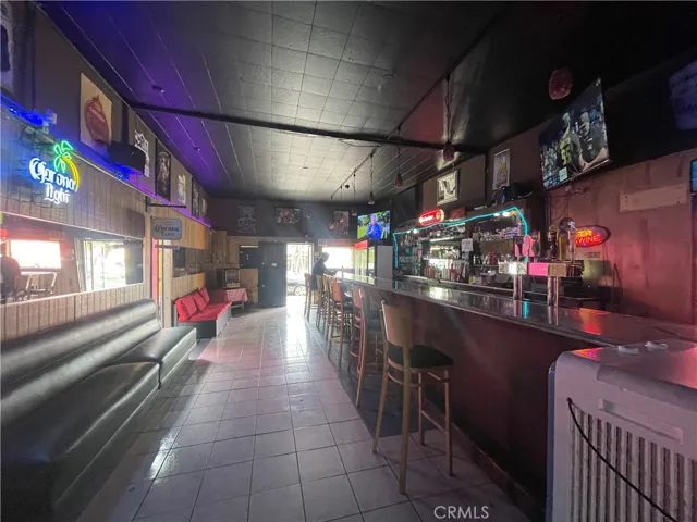 8554 Washington, Culver City, California 90232