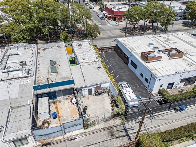 8554 Washington, Culver City, California 90232