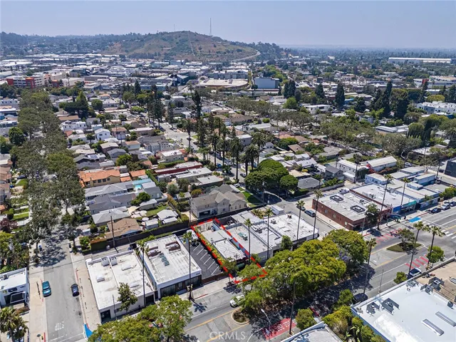 8554 Washington, Culver City, California 90232