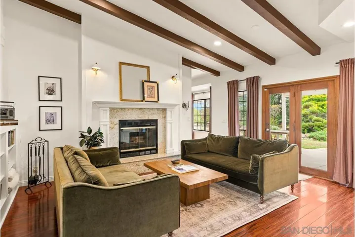 1421 Blue Lilac, Alpine, California 91901