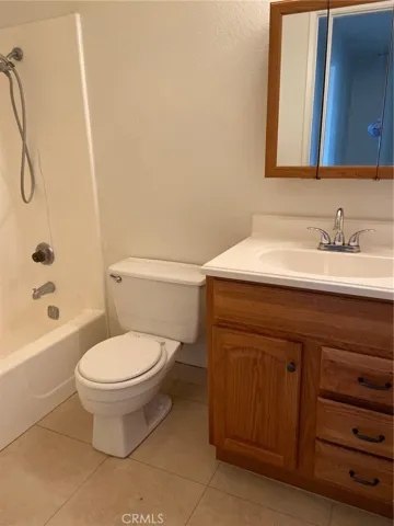 Unit #2 Bathroom