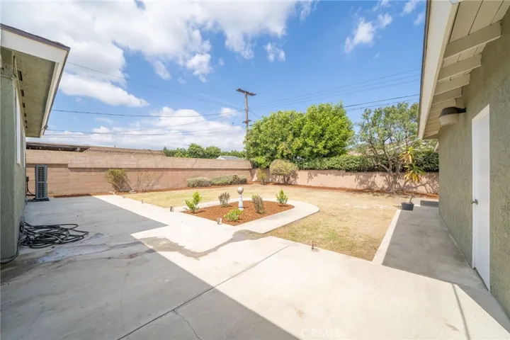 1550 N Bonita Court, Ontario, California 91762