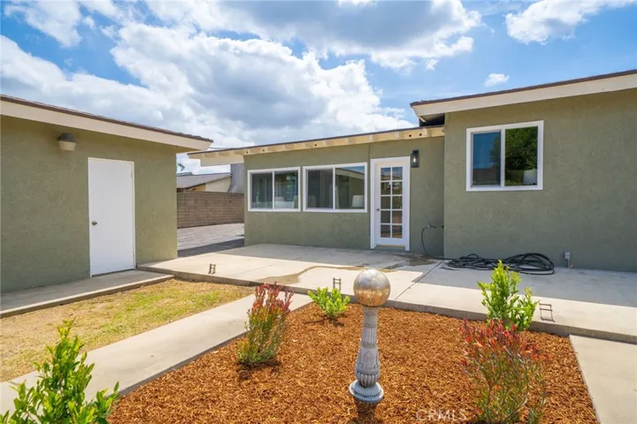 1550 N Bonita Court, Ontario, California 91762