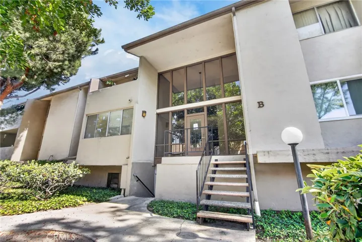 278 N Wilshire B10, Anaheim, California 92801