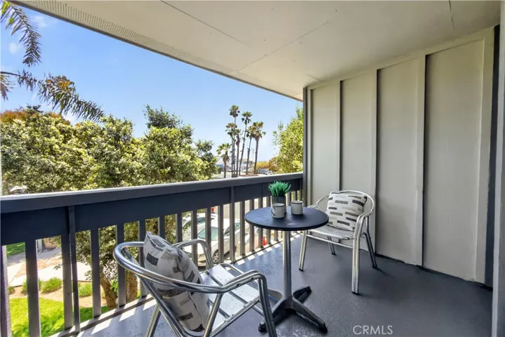 17142 Pacific Coast 201, Huntington Beach, California 92649