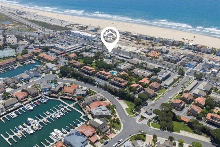 17142 Pacific Coast 201, Huntington Beach, California 92649
