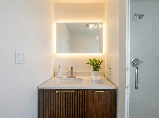 18931 Mayall Street, Northridge, California 91324