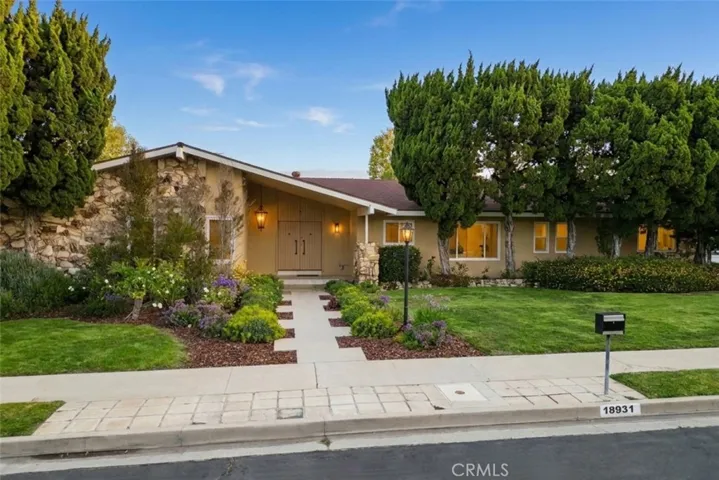 18931 Mayall Street, Northridge, California 91324