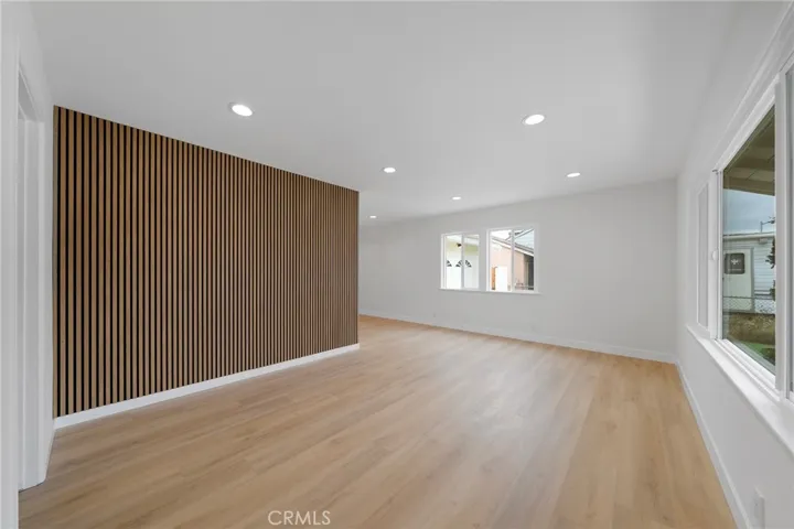 Living​​‌​​​​‌​​‌‌​​‌​​​‌‌​​​‌​​‌‌​​‌‌​​‌‌​​​​ room.