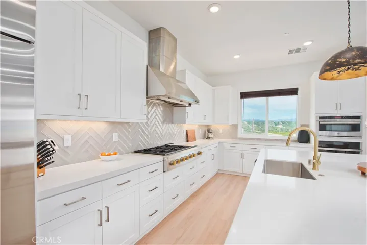 Gourmet Kitchen
