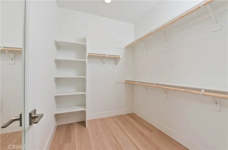 Walk-in-Closet in Primary Suite