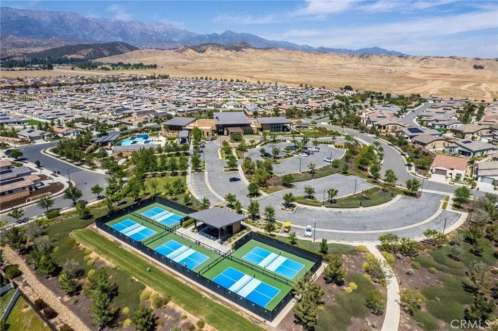 Pickle Ball Courts
