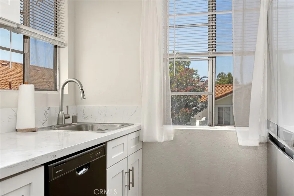 High Sink Faucet and Deep Basin