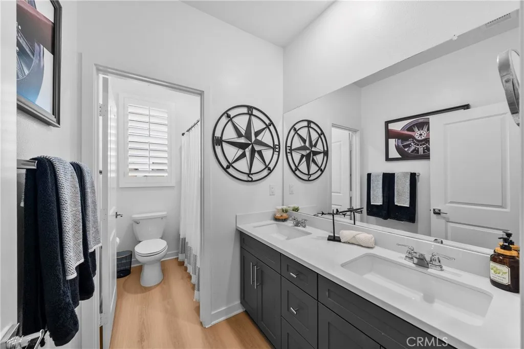 Upstairs Bathroom