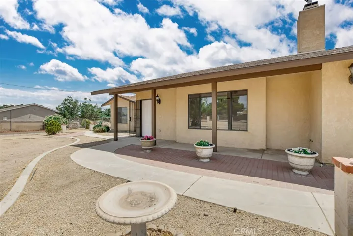 9205 9th, Hesperia, California 92345