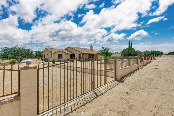 9205 9th, Hesperia, California 92345