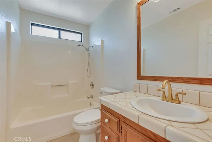 9205 9th, Hesperia, California 92345