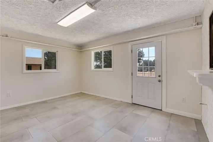 9205 9th, Hesperia, California 92345