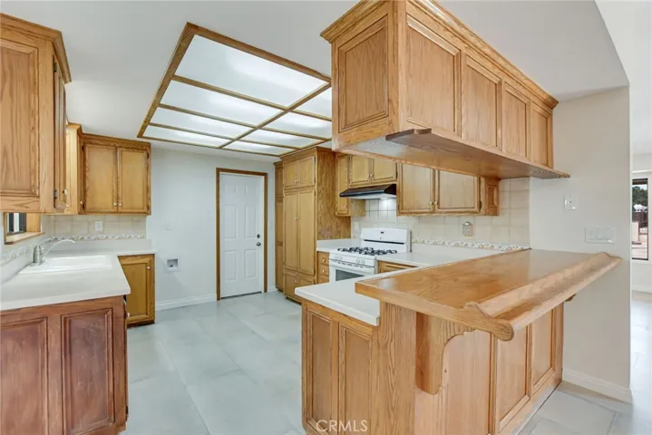9205 9th, Hesperia, California 92345