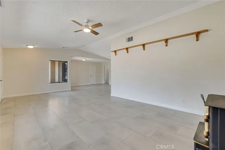 9205 9th, Hesperia, California 92345