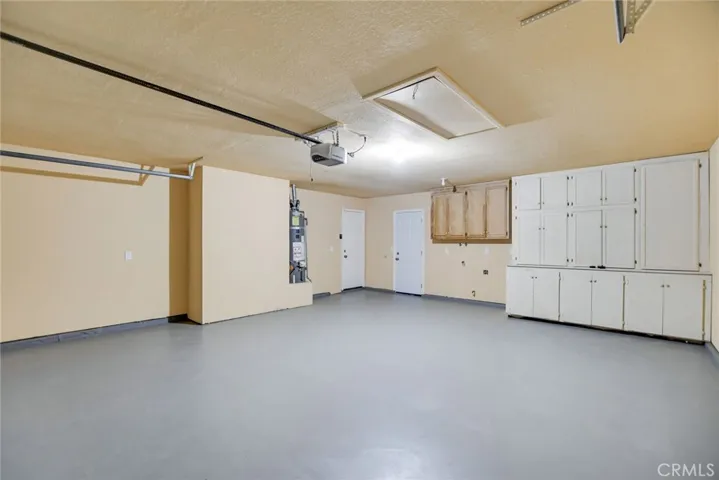 9205 9th, Hesperia, California 92345