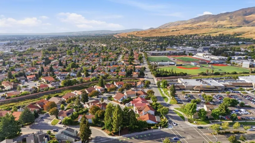 931 Hamilton Avenue, Milpitas, California 95035