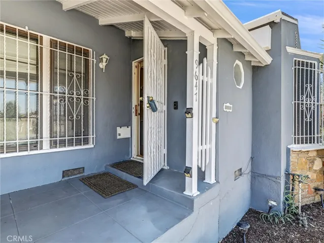 9647 S Harvard, Los Angeles, California 90047