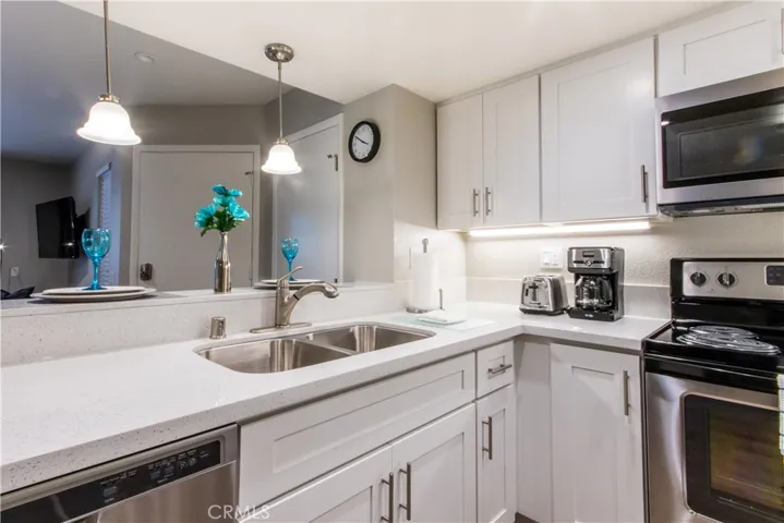 129 N Cross Creek, Orange, California 92869
