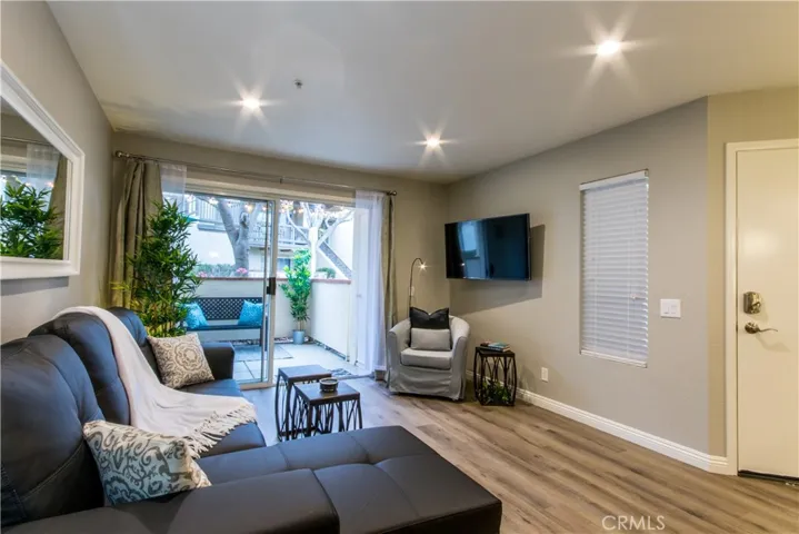 129 N Cross Creek, Orange, California 92869