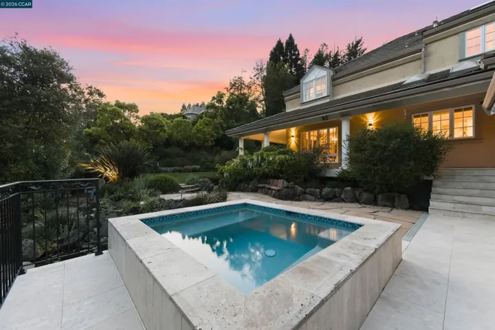 45 N Merrill Circle, Moraga, California 94556