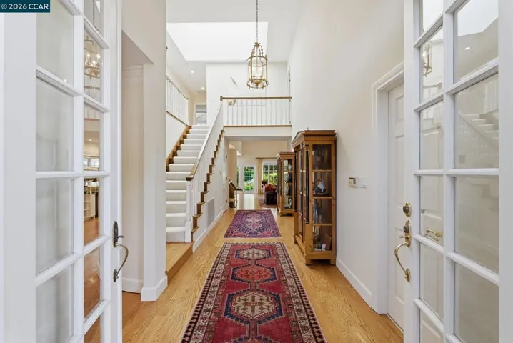 45 N Merrill Circle, Moraga, California 94556