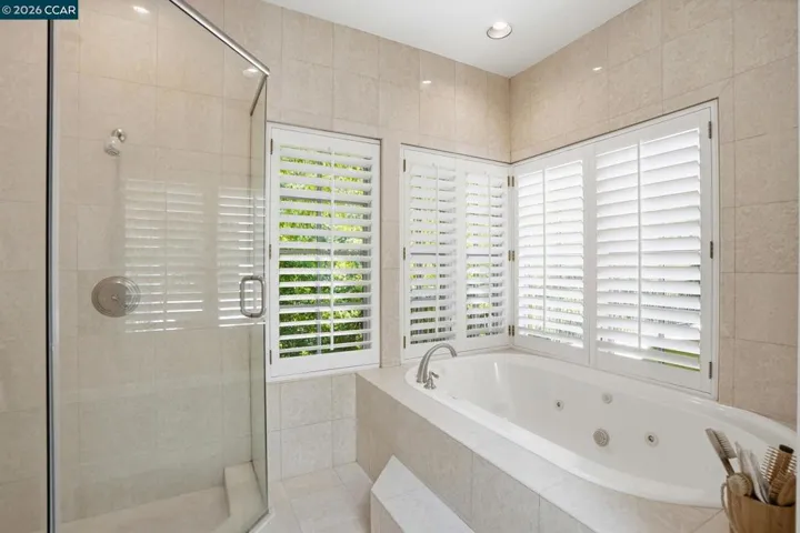 45 N Merrill Circle, Moraga, California 94556