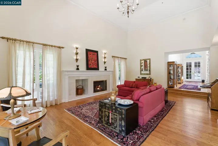 45 N Merrill Circle, Moraga, California 94556