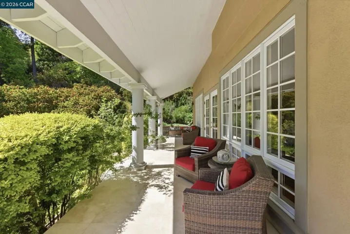 45 N Merrill Circle, Moraga, California 94556