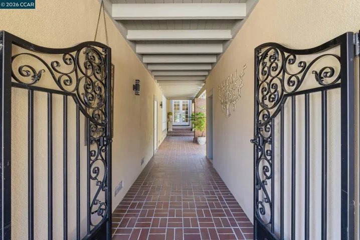 45 N Merrill Circle, Moraga, California 94556
