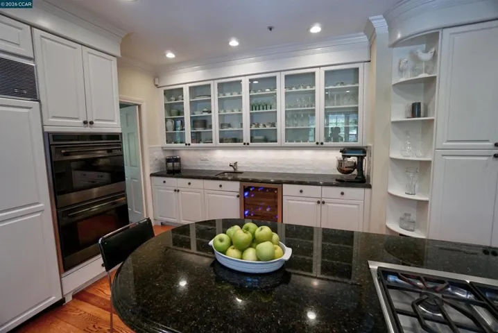 45 N Merrill Circle, Moraga, California 94556