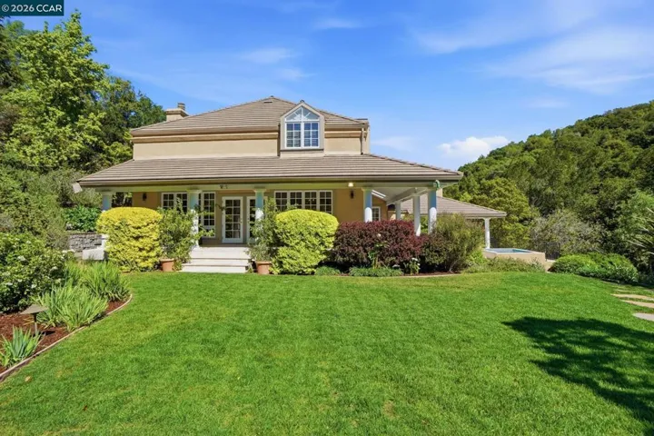 45 N Merrill Circle, Moraga, California 94556