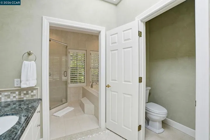 45 N Merrill Circle, Moraga, California 94556