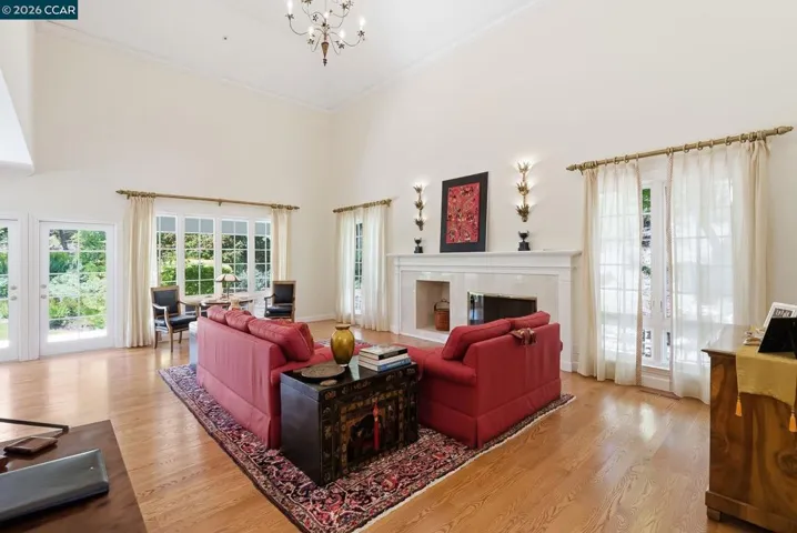 45 N Merrill Circle, Moraga, California 94556