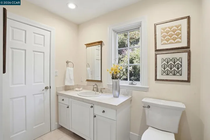 45 N Merrill Circle, Moraga, California 94556