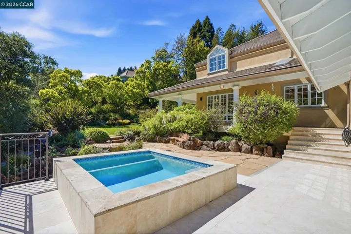 45 N Merrill Circle, Moraga, California 94556
