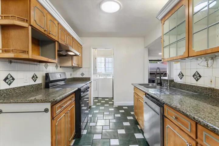 1745 Elmwood Avenue, Stockton, California 95204