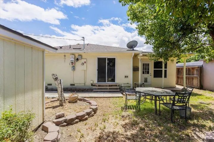 1745 Elmwood Avenue, Stockton, California 95204
