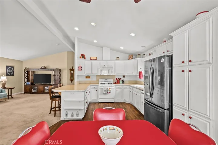 Beautiful Open Concept Living Room, Kitchen & Dining Room - 1366 Woodbrook Way