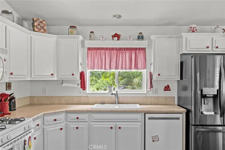 1366 Woodbrook Way, Corona, California 92882