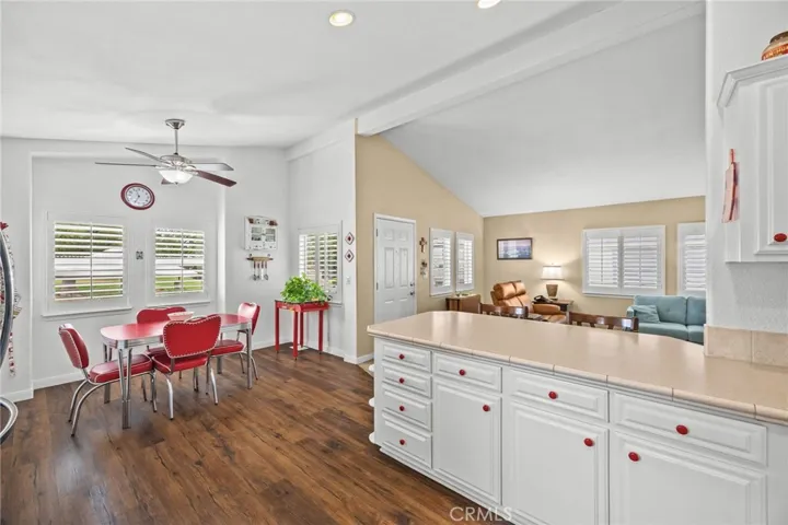 1366 Woodbrook Way, Corona, California 92882