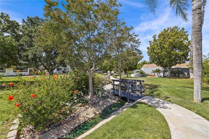 Village Grove Estates walking paths